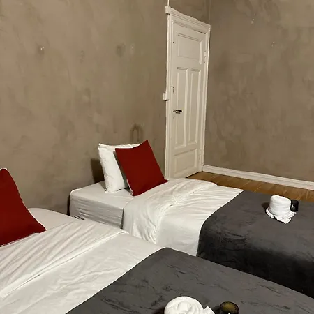 ゲストハウス Royal Center